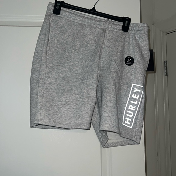 Hurley shorts - Picture 1 of 2